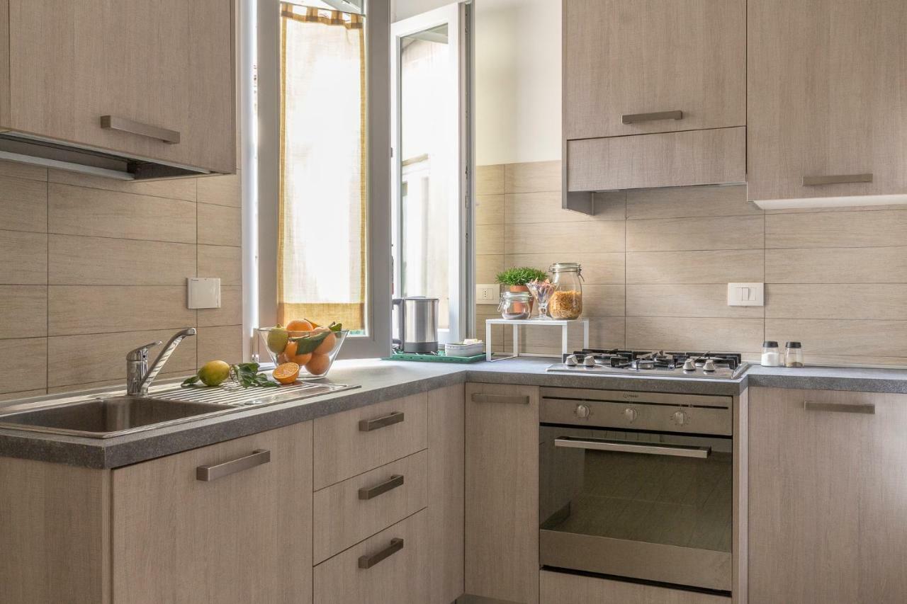 Emma & Olga Apartments -In The City Centre- Флоренція Екстер'єр фото